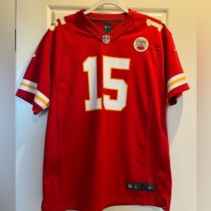 Authentic Nike KC Chiefs Youth XL Mahomes jersey